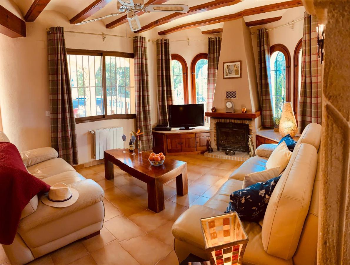 Cassandra - Beautiful Private Villa With Heated Pool Included 자베아 외부 사진