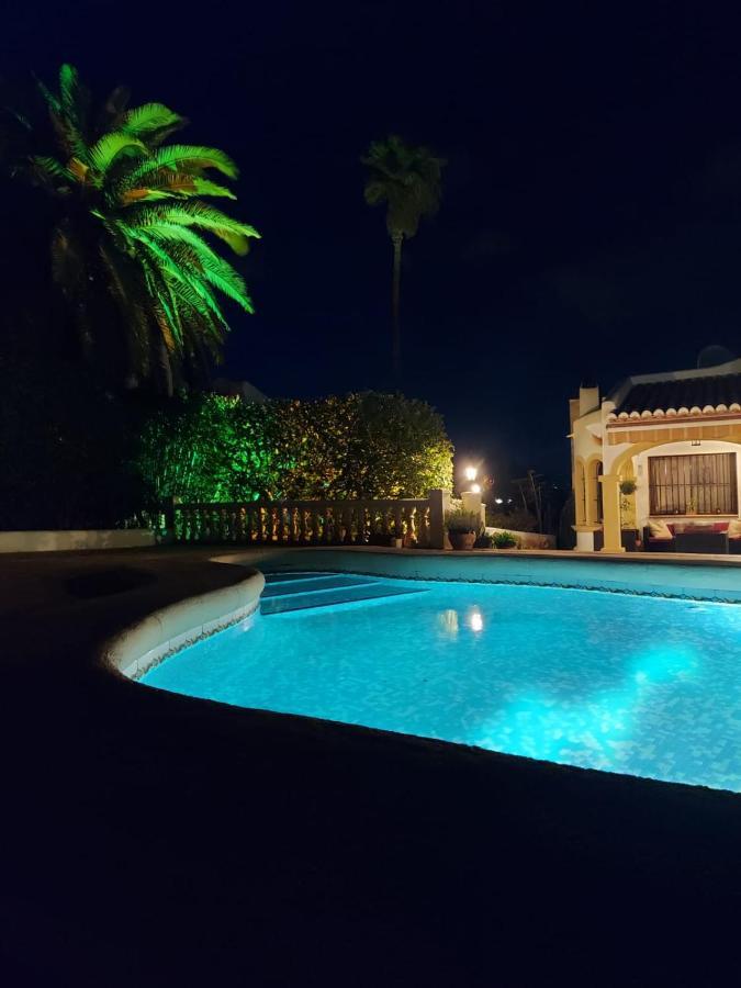 Cassandra - Beautiful Private Villa With Heated Pool Included 자베아 외부 사진