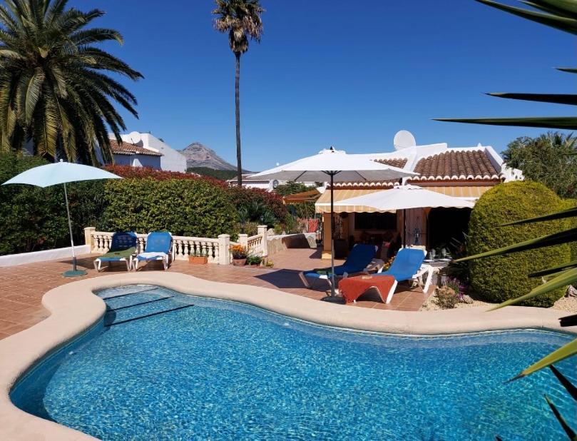 Cassandra - Beautiful Private Villa With Heated Pool Included 자베아 외부 사진