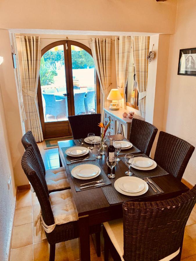 Cassandra - Beautiful Private Villa With Heated Pool Included 자베아 외부 사진