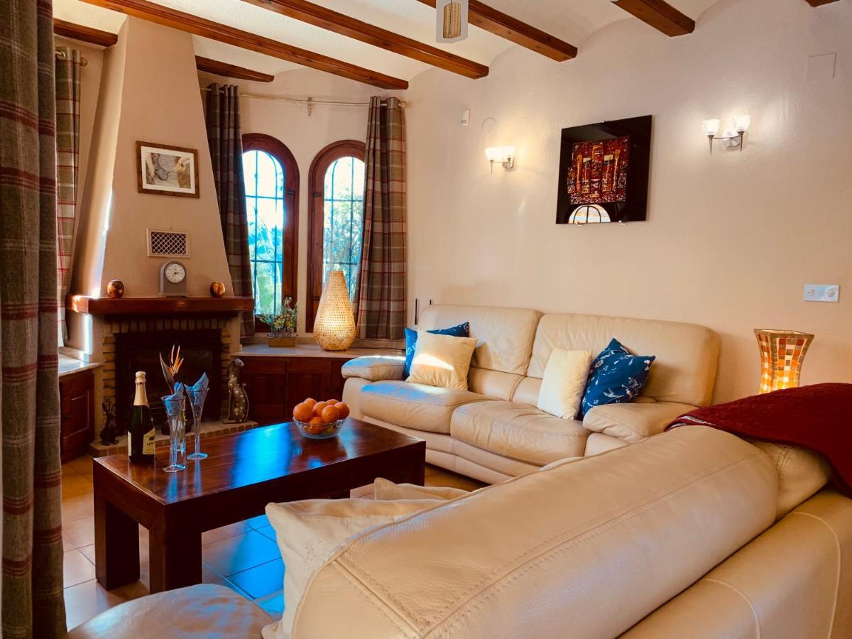 Cassandra - Beautiful Private Villa With Heated Pool Included 자베아 외부 사진